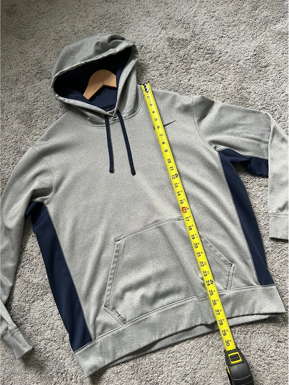 Nike Therma-FIT Pullover Hoodie Men’s Large Gray Navy Blue Swoosh Athletic